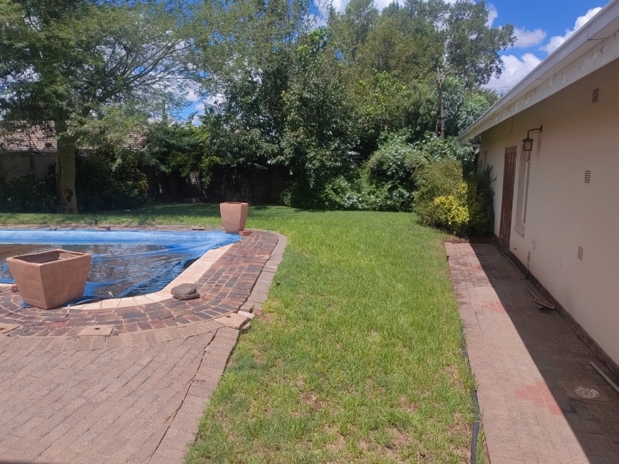  Bedroom Property for Sale in Monument Heights Northern Cape